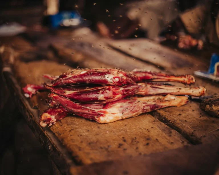 Apa Yang Harus Dilakukan Jika Pesanan Kambing Guling Terlambat Datang?