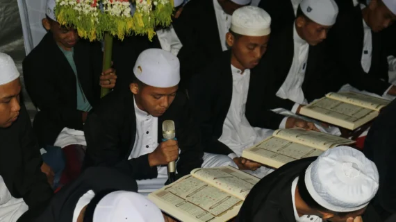 7 Contoh Teks Pidato Aqiqah Singkat, Khidmat & Sesuai Sunnah